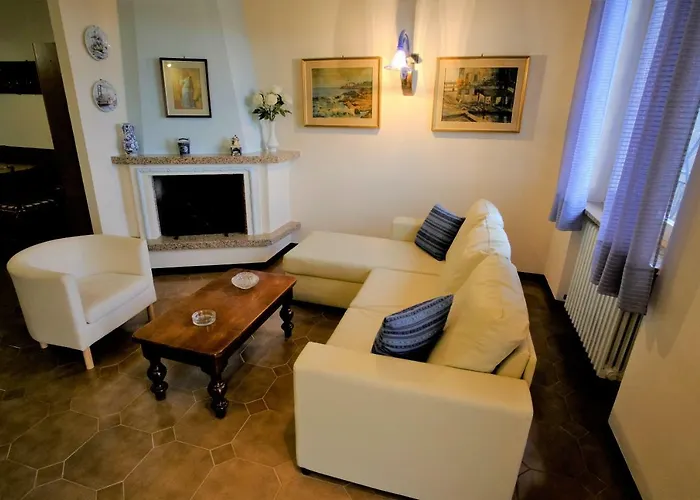 Casavacanzedezza Appartamento