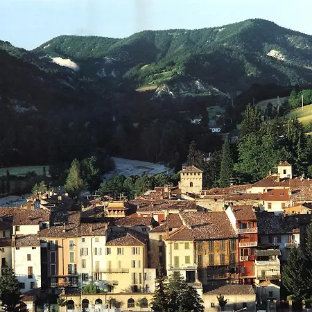 아파트 Casavacanzedezza *